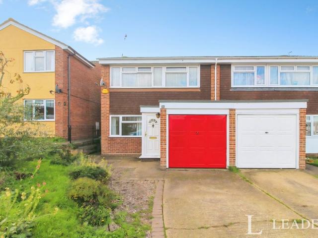 Cavendish Gardens CM7, 3 bed semi detached house to rent, £1,550 pcm | PrimeLocation