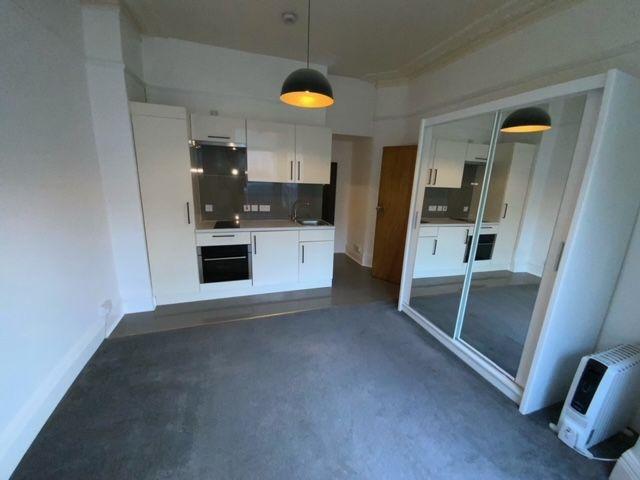 Cavendish Gardens, Ilford IG1, Studio to rent, £1,000 pcm | PrimeLocation
