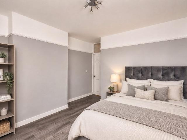 Cavendish House, 105 107 Hartington Road SW8, 2 bed flat to rent, £2,550 pcm | PrimeLocation