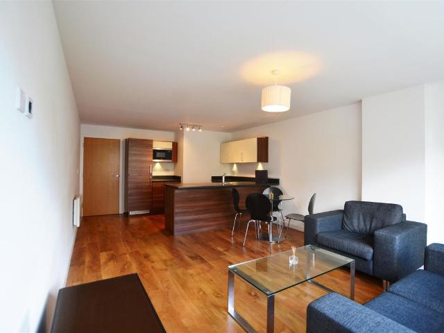 Cavendish House, West Drayton UB7, 2 bed flat to rent, £1,795 pcm | PrimeLocation