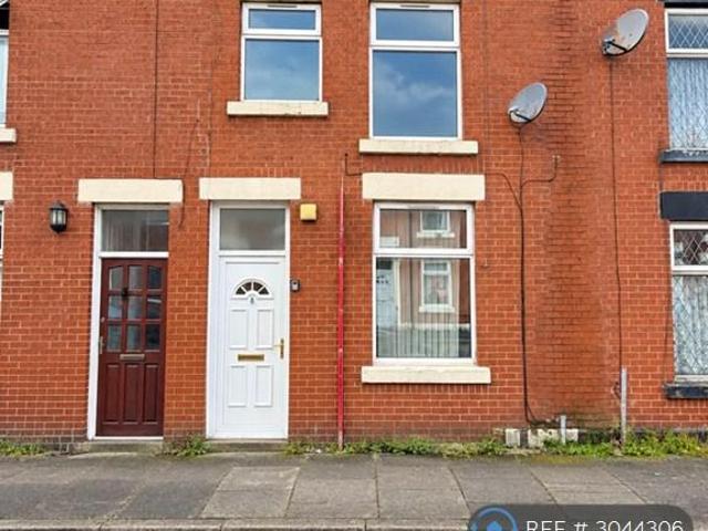 Cavendish St, Chorley, PR6 3 bed terraced house to rent £850 pcm £196 pw