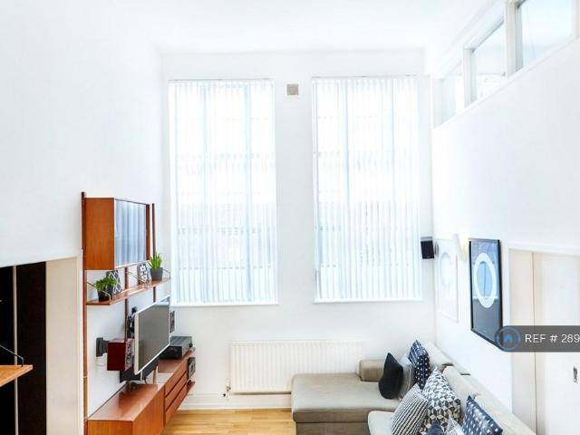 Cavendish Street, Brighton, BN2 2 bed flat to rent £2,150 pcm £496 pw