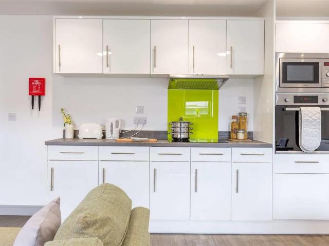 Cavendish Street, Leeds LS3 Studio to rent £1,105 pcm £255 pw