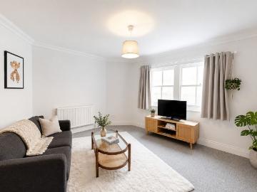 Cavendish Place, Brighton BN1, 2 bed flat to rent, £1,595 pcm | PrimeLocation