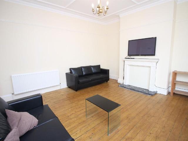 Cavendish Place, Jesmond, Newcastle Upon Tyne NE2, 5 bed shared accommodation to rent, £3,943 pcm | PrimeLocation