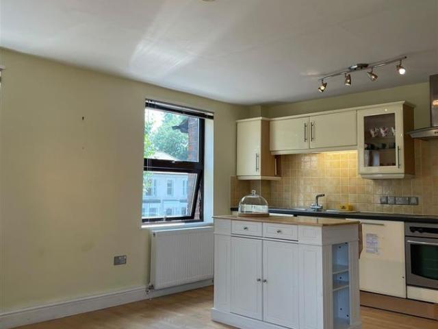 Cavendish Road, London NW6, 1 bed flat to rent, £1,729 pcm | PrimeLocation