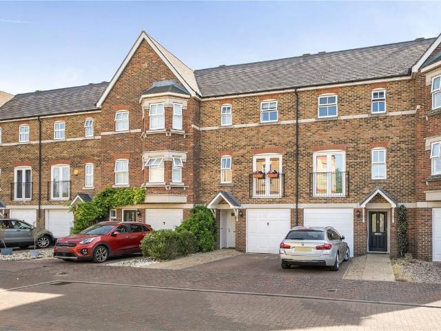Cavendish Walk, Epsom, Surrey KT19, 3 bed terraced house to rent, £2,500 pcm | PrimeLocation