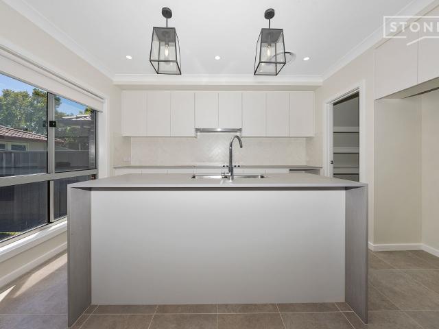 Caves Beach, 117 Park Avenue