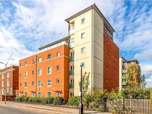 Caversham Road, Berkshire RG1 1 bed apartment to rent £1,150 pcm £265 pw