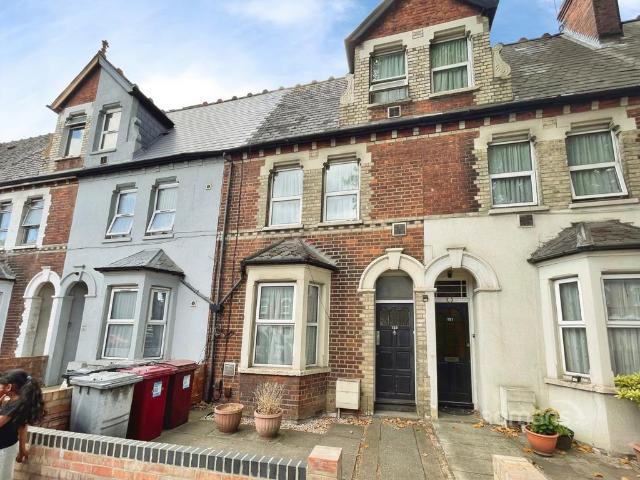 Caversham Road, Reading, Berkshire, RG1 1 bed in a house share to rent £795 pcm £183 pw