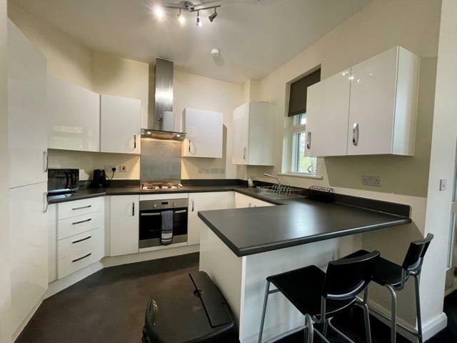 Cawdor Crescent, Birmingham B16, 2 bed flat to rent, £1,200 pcm | PrimeLocation