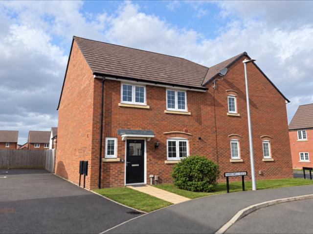 Cawston, Rugby CV23 3 bed semi detached house to rent £1,275 pcm £294 pw