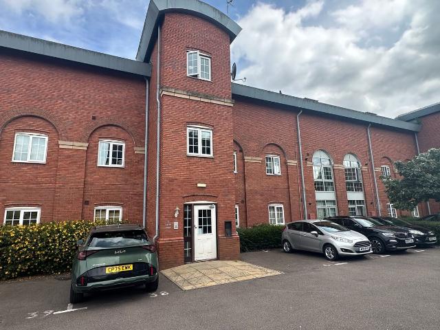 Caxton Court, Burton Upon Trent DE14, 2 bed flat to rent, £745 pcm | PrimeLocation