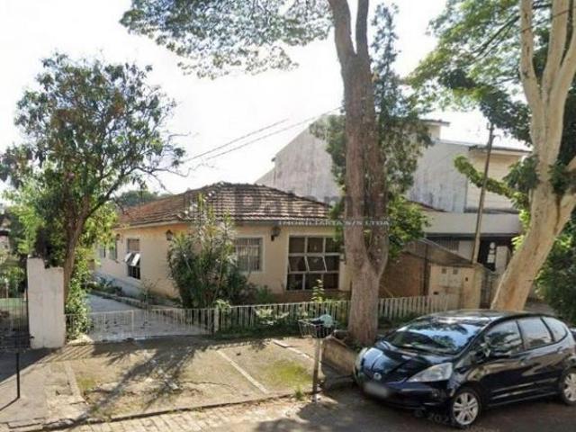 Caxingui Terreno com varias casas total de 800m²