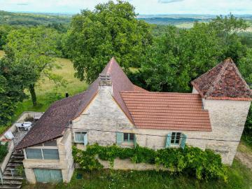 Cazals, maison en pierre 3 chambres sur 1.1ha de prairie. 120m² Cazals