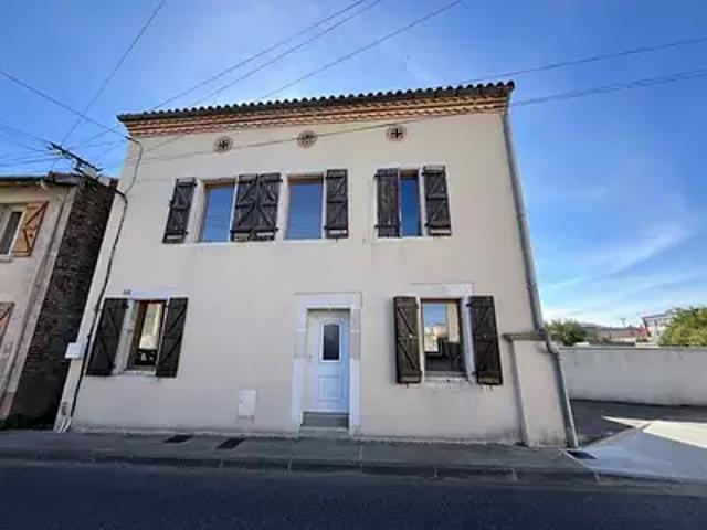 Cazères 31220 Achat / Vente maison 4 pièces t4 au dernier étage