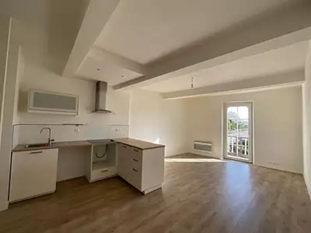 Cazères 31220 Achat / Vente appartement 2 pièces t2 cave balcon