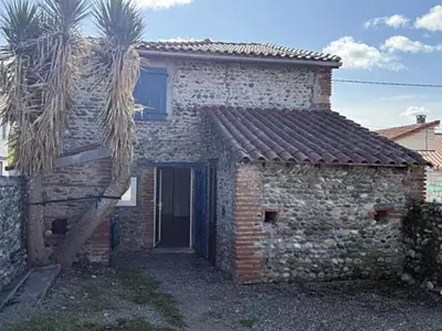 Cazères 31220 Location maison 4 pièces t4 jardin