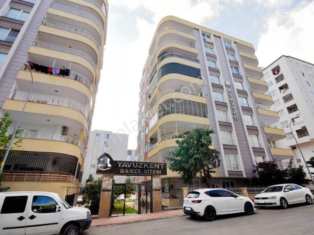 Cb Acar'dan Kanal Boyunda Satılık Yüksek Giriş 5+1