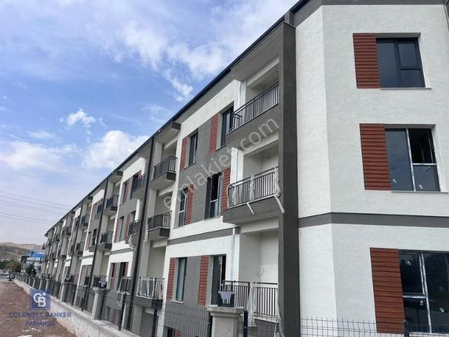 Cb Adem Aydın'dan İmaj Bulvar'da Oturuma Hazır Satılık Daire