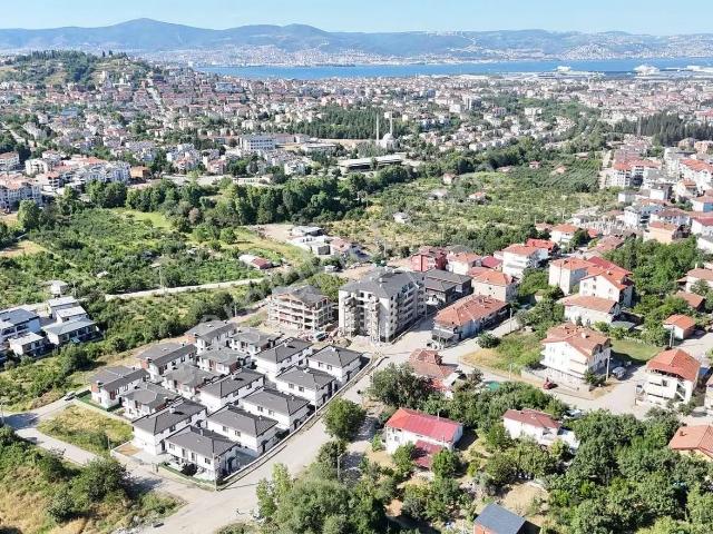 Cb Elexus | Rçi İhsaniye Merkez'de Arakat 2+1 Kiralık Daire