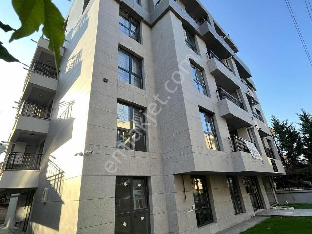Cb Level'dan Beşevler Yıldırım Cad. Arakat 1+1 Eşyalı Daire