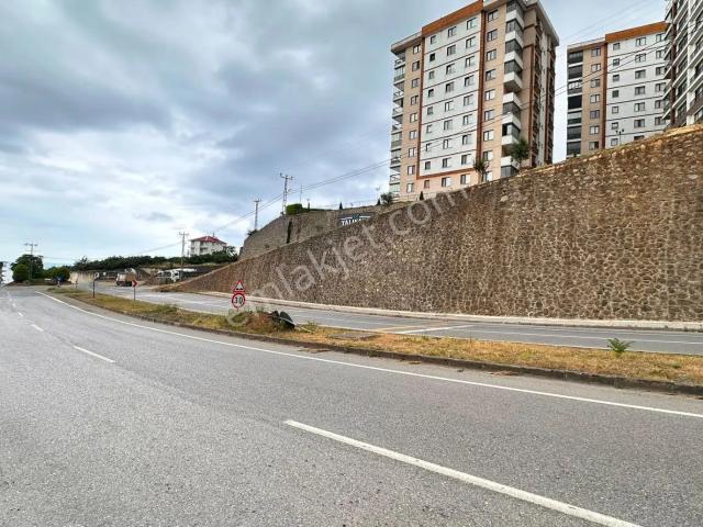 Cb Lika'dan Site İçerisinde Ferah Ve Deniz Manzaralı 3+1 Daire