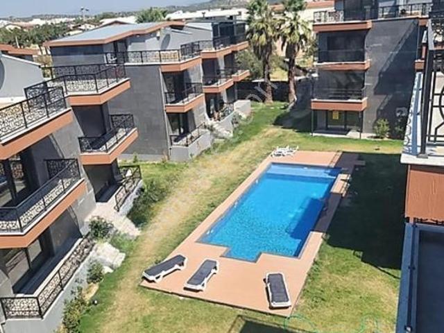 Cb Odak'tan Şakranda 4 Katlı Villa Kiralık