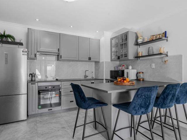 CBD Convenience with Exceptional Private Outdoor Space