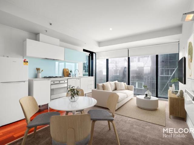 CBD APARTMENT AVAILABLE ON A 3 MONTH LEASE WHITEGOODS INCLUDED