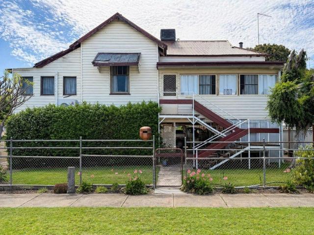 CBD Fringe Gem Strong Returns, Character Appeal & Space to Grow