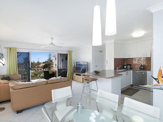 CBD LIVING enjoy a beachy lifestyle'