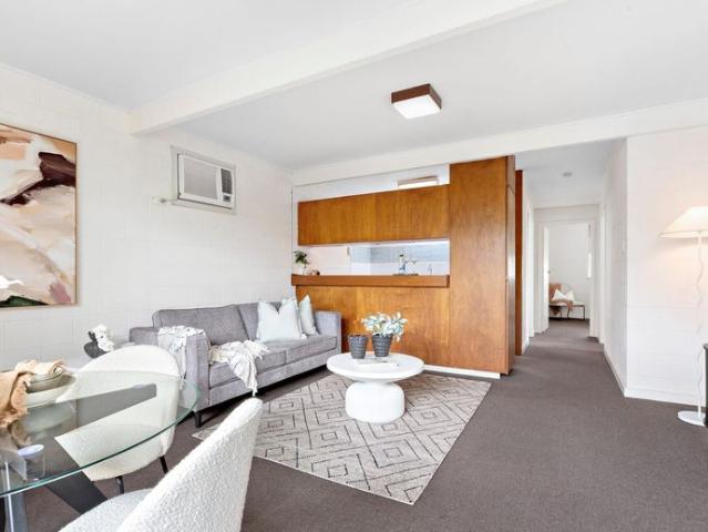 CBD Living in a Quiet, Leafy Pocket of Adelaide