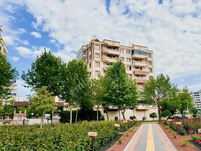 Cg Gül Bahçesi Yanı Mervan Karayıl 3+1 Orta Kat Cadde Cepeli