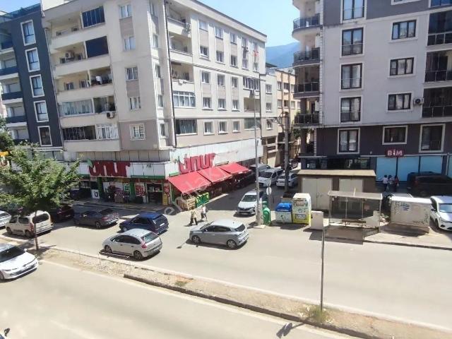 Cemal Emlak Bursa Yıldırım Beyazıt Cd Üstü Asansör 3+1 Teraslı