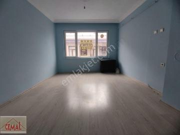 Cemal Emlak Bursa Yıldırım Setbaşı Namazgah Bakımlı 2+1 3.kat Ko