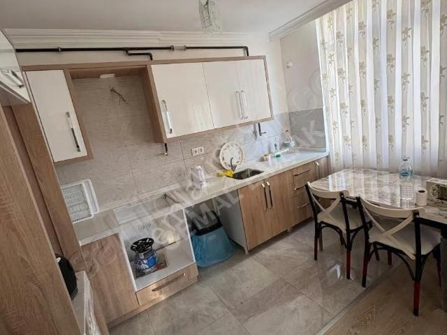 Cemal Emlak Bursa Nilüfer 30 Ağustos Alnına Sitesi 1.ara Kat Sıf