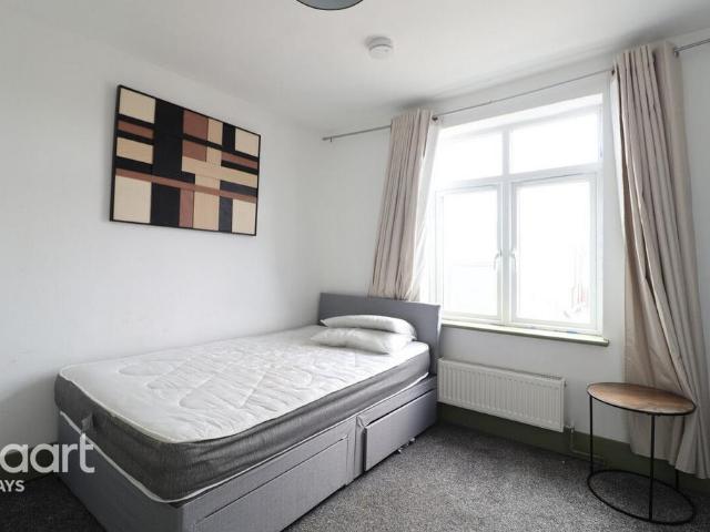 Cement Block Cottages, GRAYS 1 bed terraced house to rent £700 pcm £162 pw