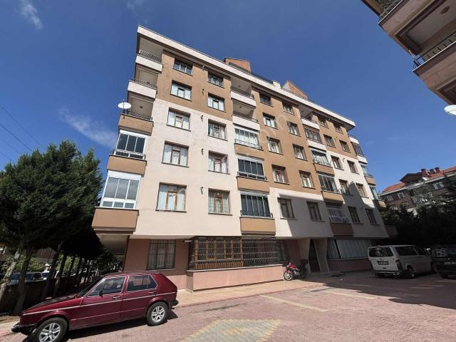 Cemil Şimşek'ten Erenler Mah Dötcan Sit Satılık 4+2 Fırsat Daire