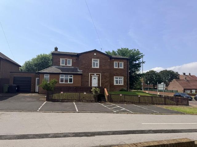 Centenary Avenue, South Shields, Tyne. 4 bed detached house to rent £1,100 pcm £254 pw