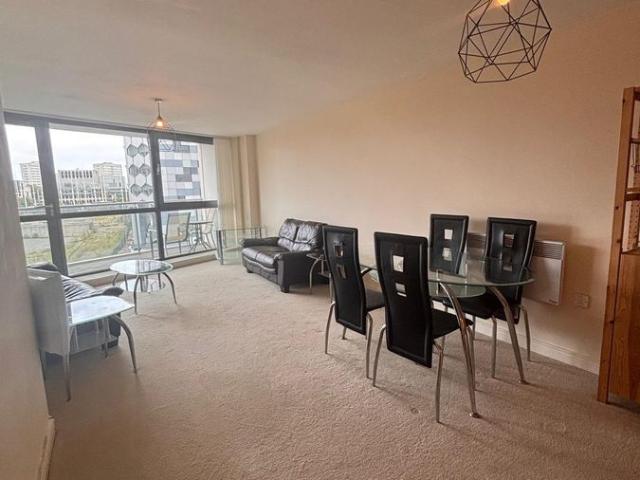 Centenary Plaza, Birmingham B1, 2 bed flat to rent, £1,200 pcm | PrimeLocation