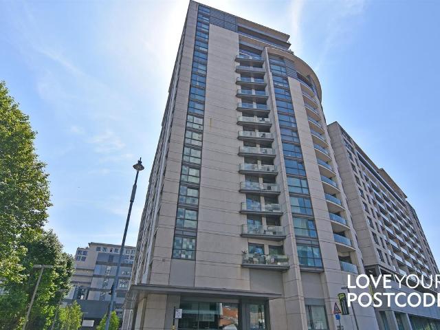 Centenary Plaza, Holliday Street, Birmingham B1, 2 bed flat to rent, £1,100 pcm | PrimeLocation