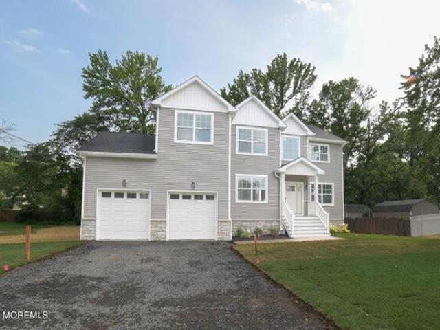 Center Ave, Leonardo, Home For Sale