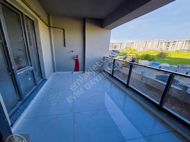Center Avm Bölg. Ebeveyn Banyolu+havuzlu 2+1 125m2 Satılık Daire