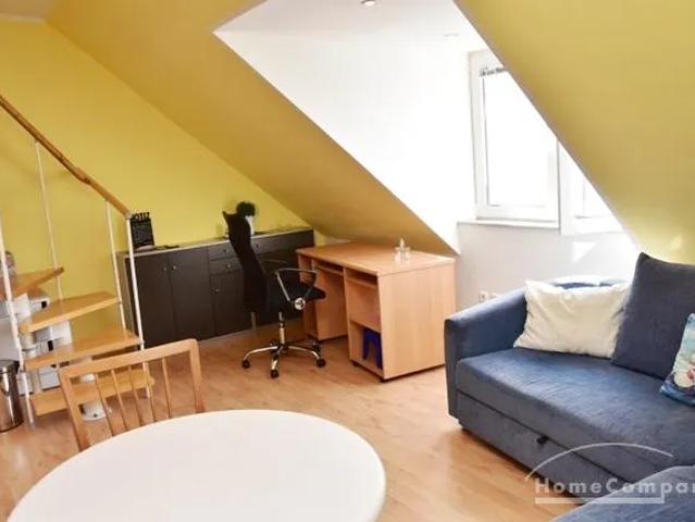 Center, great single apartment near Maschpark in a quiet location
