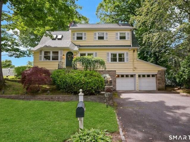 Center Dr, Greenwich, Home For Sale