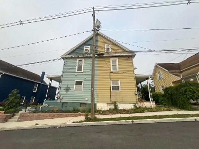 Center St