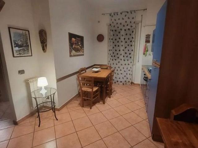 CENTOCELLE MIRTI BILOCALE ARREDATO Con BALCONE
