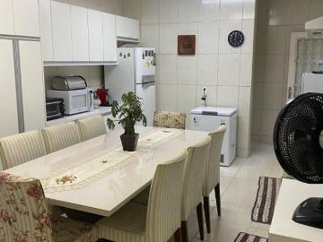 Centro com Localização estratégica, planta funcional e excelente potencial