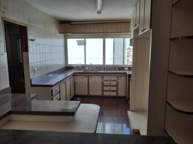 Centro Apartamento de 3 dorm 139m²